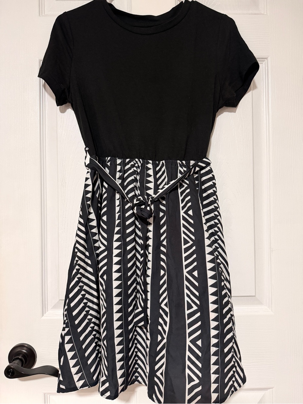 Girls Black & White Printed Belted Dress